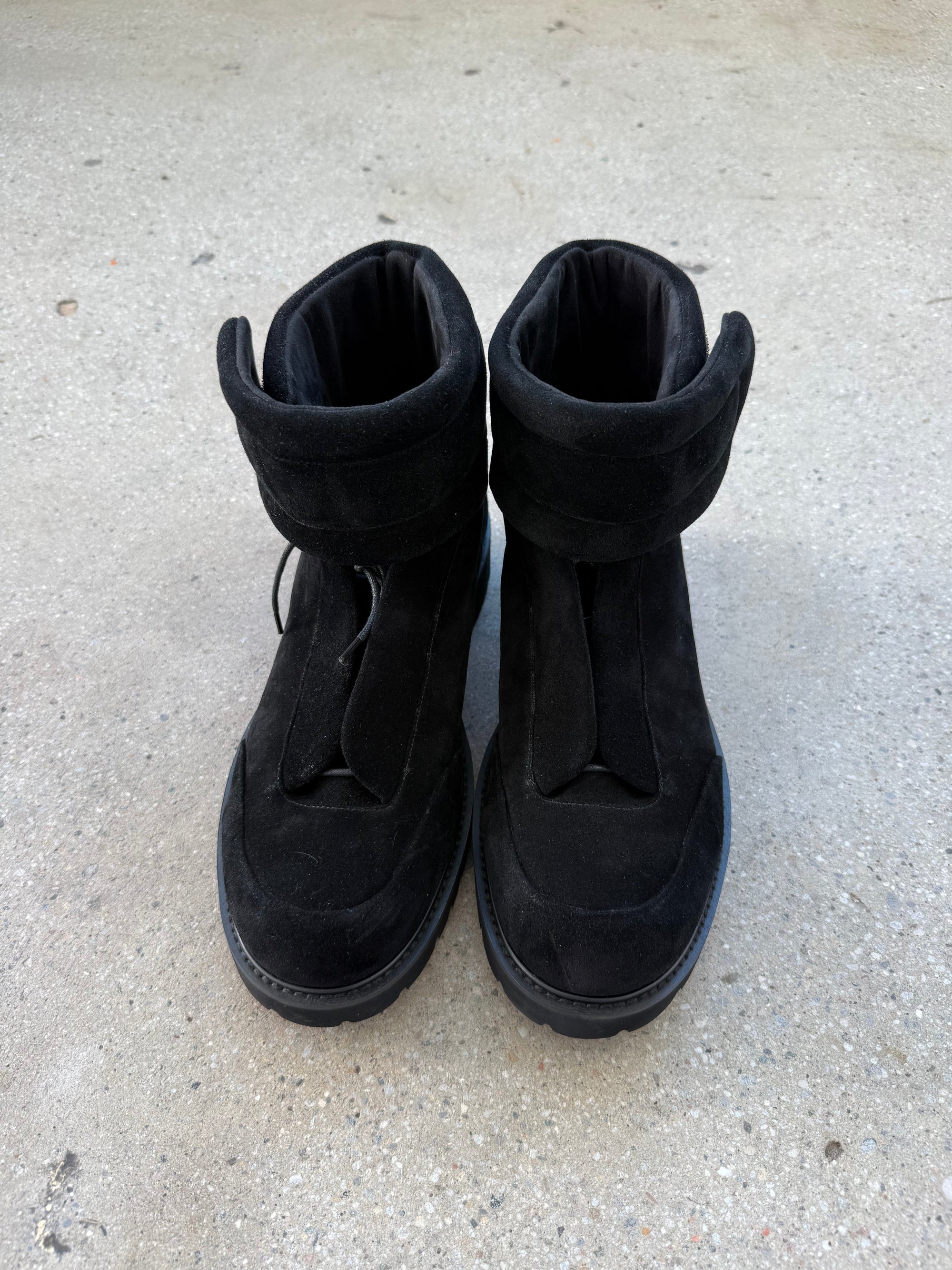 FUTURE BOOT — ONYX BLACK