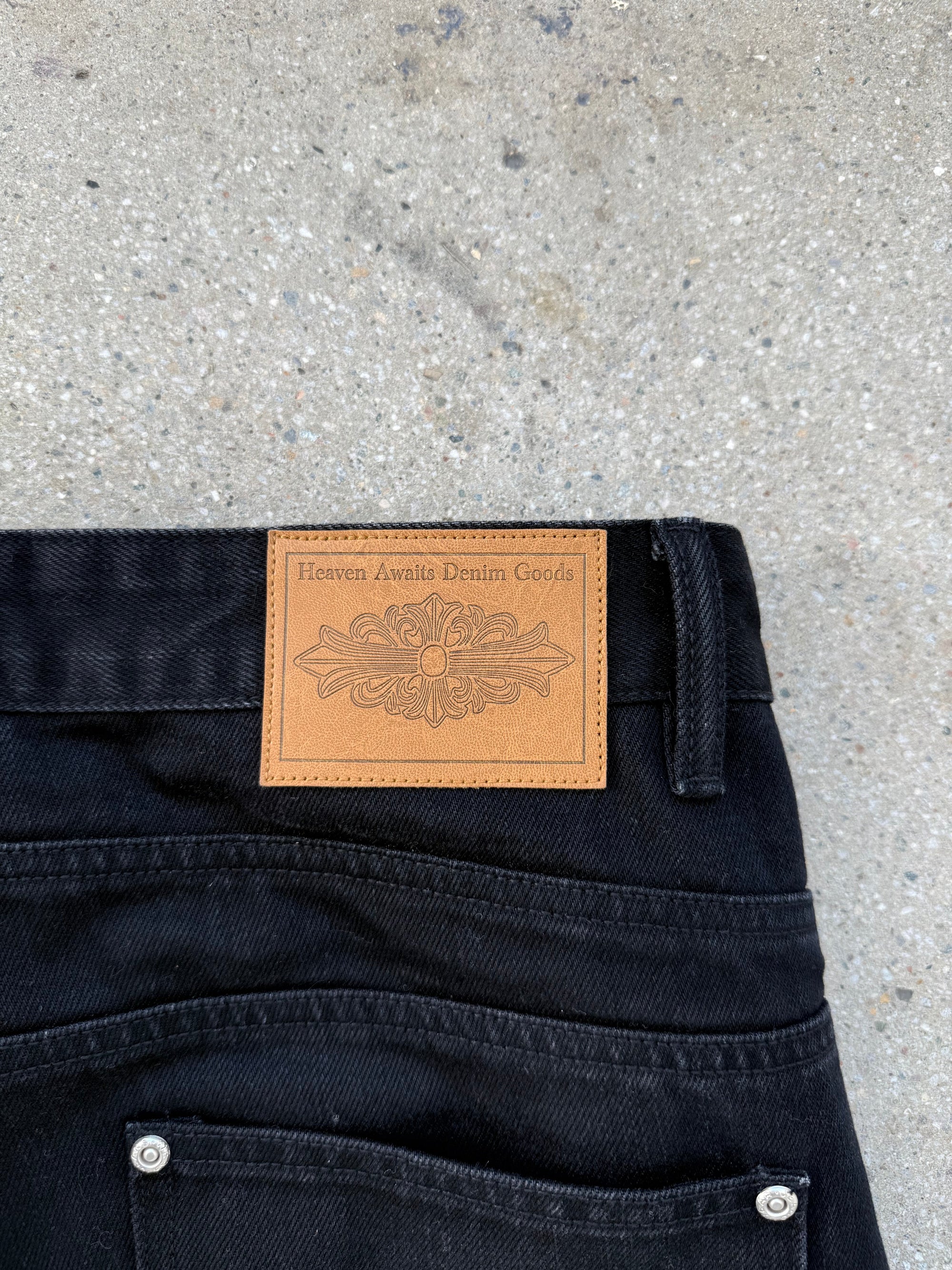 STREET CUT DENIM — JET BLACK