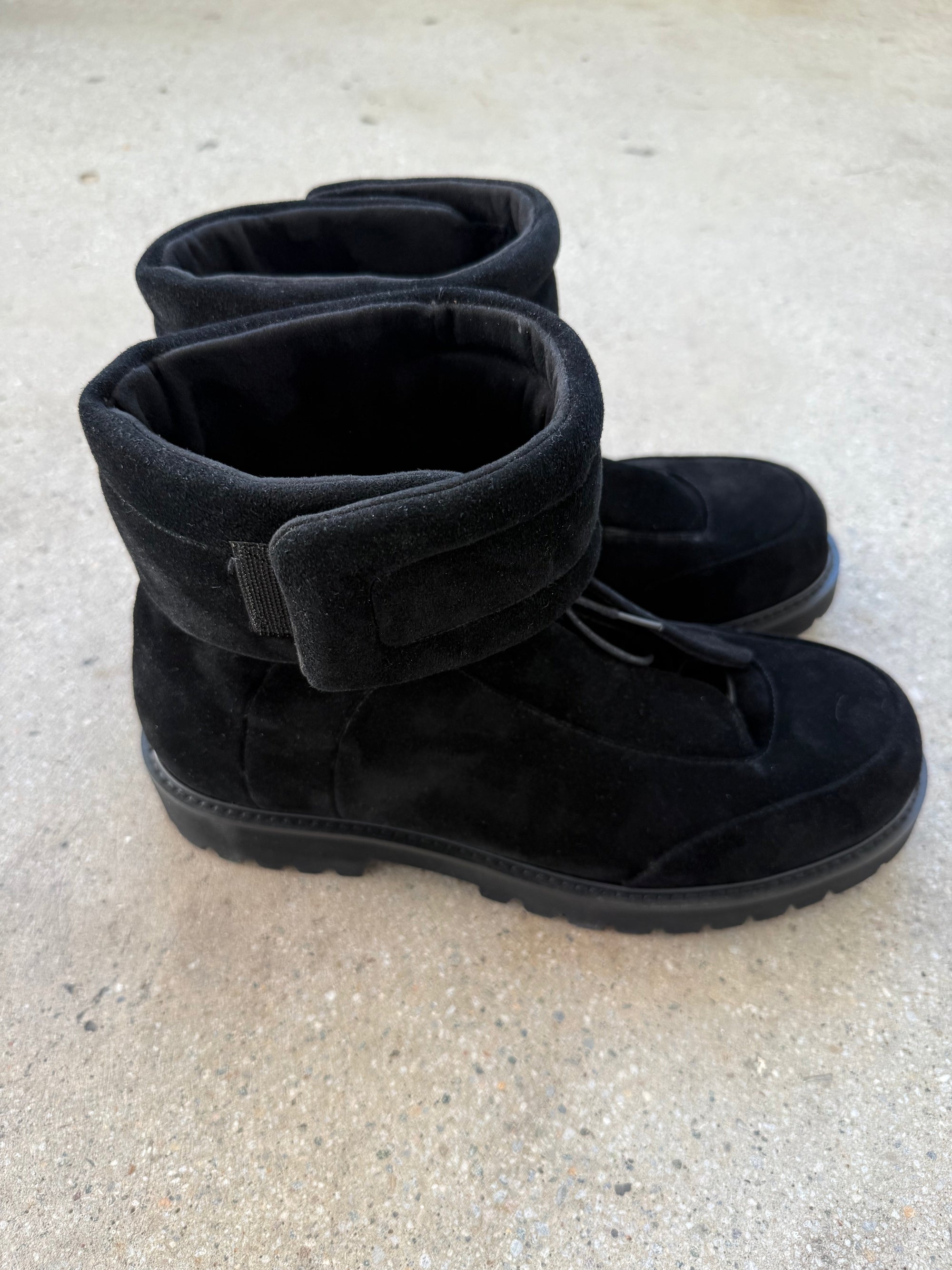 FUTURE BOOT — ONYX BLACK